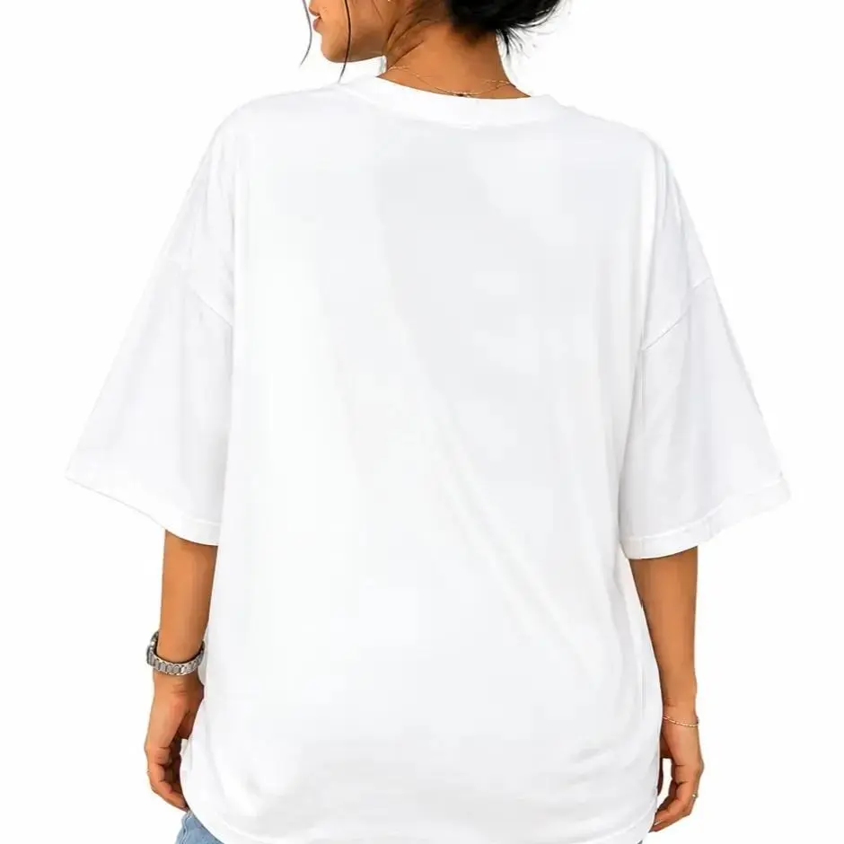 Unisex casual T-shirt—a comfortable everyday top, versatile for all seasons