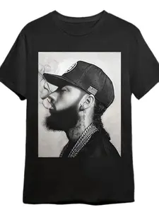 Men's Patterned Short Sleeve T-Shirt, Fun 'nipsey' Print, Summer Casual, Streetwear, Menswear, Classic, Round Neck, Easy Care, Loose Fit, Trendy and Versatile