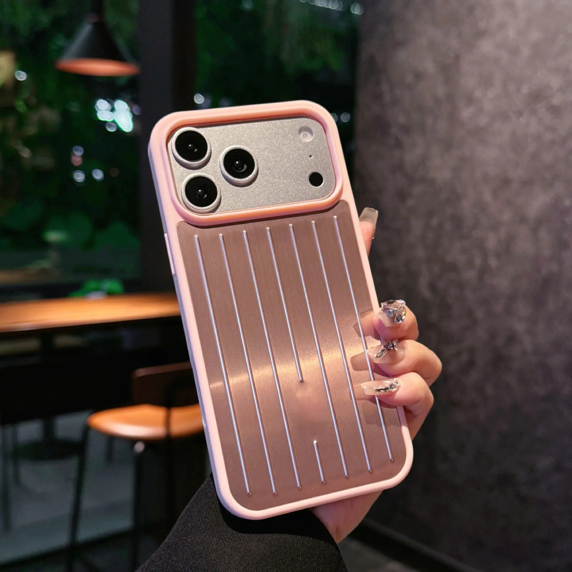 Aluminium-Magnesium Alloy Phone Case Accessories for iPhone 15 & 17 Pro Max, 16 Shockproof Protective Cover, Durable High-End Feel Clear Casing, Lovely Gift for Smartphone Protection