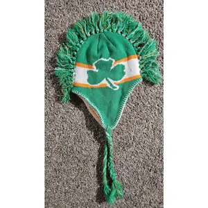 ss-mohkn irish Clover tassle Mohawk beanie