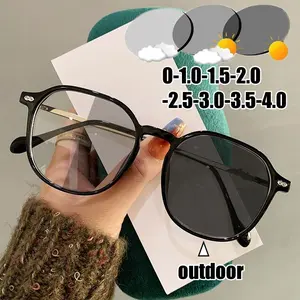 Trendy Square Photochromic Glasses for Men Women Classic Ultralight Myopia Glasses Color Changing Near Sight Eyewear for Ladies