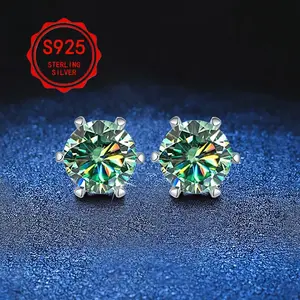 A pair of green moissanite earrings, fashionable and versatile earrings, suitable for women's daily wear, parties, Valentine's Day, and wedding anniversaries - suitable for all seasons as clothing accessories