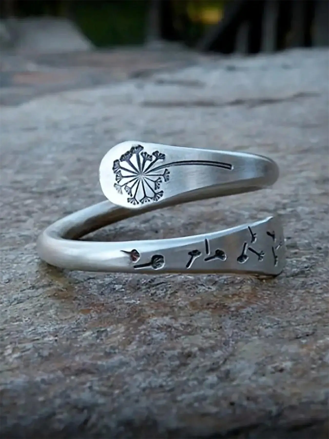 Vintage Flower Design Statement Rings for Women for Summer with Dandelion Decor, Fashion Accessories, Trendy All-match & Exquisite Jewelry for Anniver