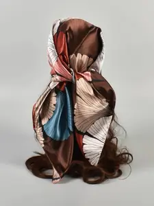 Elegant Satin Scarf, Geometric Leaf Design Headscarf, Spring Fashion Accessory, Large Size 90cm, Retro Style Decorative Towel