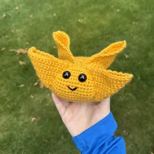 crab rangoon plushie | crochet crab rangoon | crochet plushie