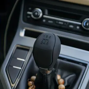 1Pc Premium Silicone Shift Lever Cover, Non-Slip Manual Transmission Protector, Universal Interior Accessories, Shift Knob
