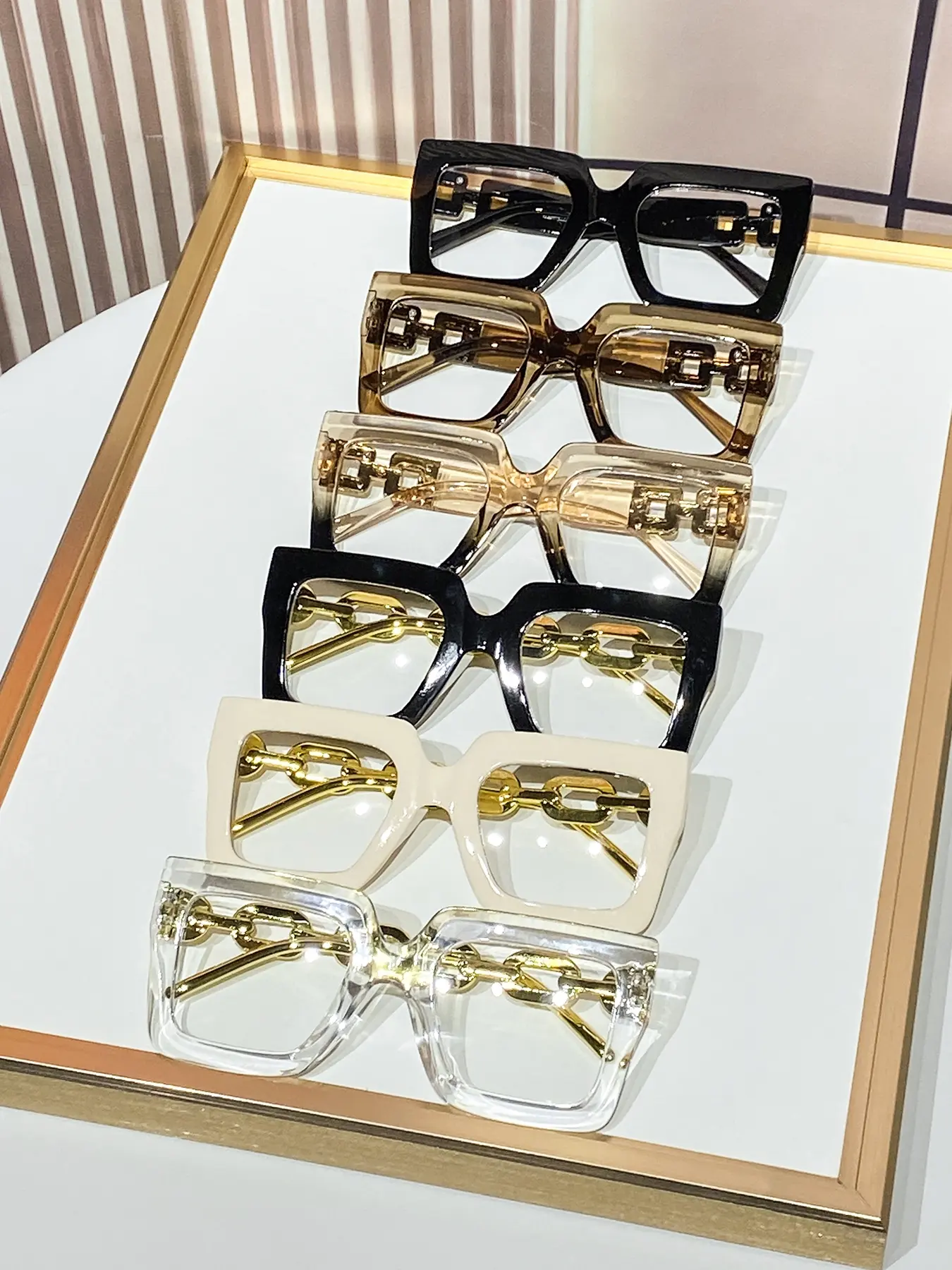 6pcs Women's PC Square Full Frame Mirror, Wide Border Design, Chain Leg Decorations, Fashion Accessory for Stylish, Trendy Square Frame Eyeglasses, Must Have Glasses