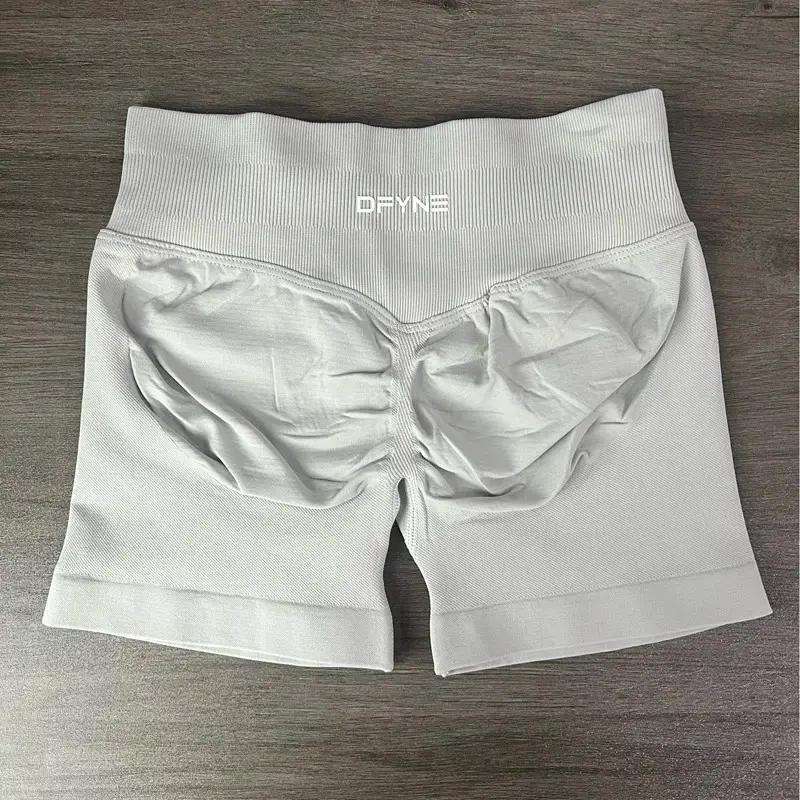 Impact Shorts with Logo Low Waist Seamless Yoga Shorts Scrunch Bum Gym Shorts Workout Biker Short Stretch Fitness Clothing