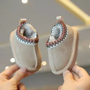 Children's boots, snow boots, men's and women's indoor home fur shoes, winter soft soled non slip bags and slippers, 2025 new retro style, generous and simple