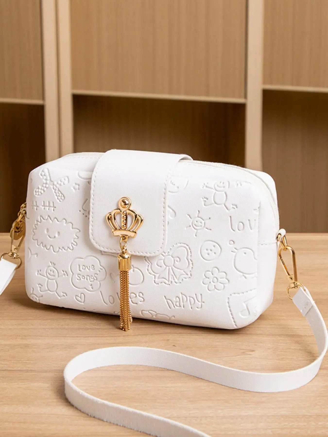 Women's Cute Cartoon Embossed Tassel Decor Crossbody Bag, Shoulder Bag for Daily Used, High-quality Daily Sling Purse, Girl Fashionable Shopping Bag