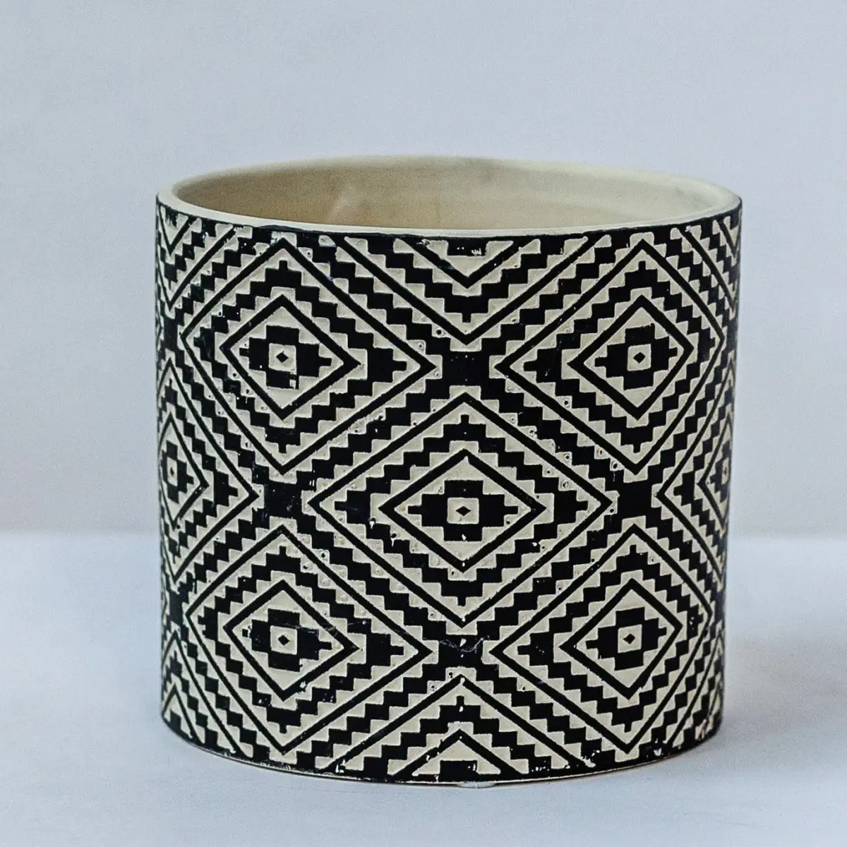 MDR Trading Inc. FP-CNP-140Q01 Black and Cream Aztec Print Plant Pot, Decorative Garden Planter for Home Improvement, Plant Pots