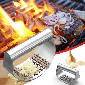 1pc Heavy-Duty Manual Garlic Crusher with Black Handle - Stainless Steel Garlic Press, Kitchen Cooking Accessories, Suitable, Restaurant & Use, Manual Operation for Garlic, Ginger, Onion Crushing - Durable & Easy to Use, Gift