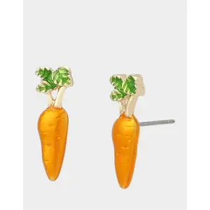 Betsey Johnson CARROT STUD EARRINGS ORANGE