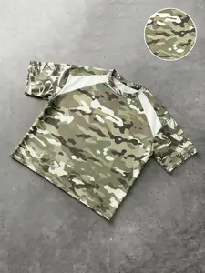 Men's loose camouflage printed color blocked round neck T-shirt, military style silk screen printed clothing, suitable for casual outdoor and summer wear, durable and bold printing for retro and fashion enthusiasts