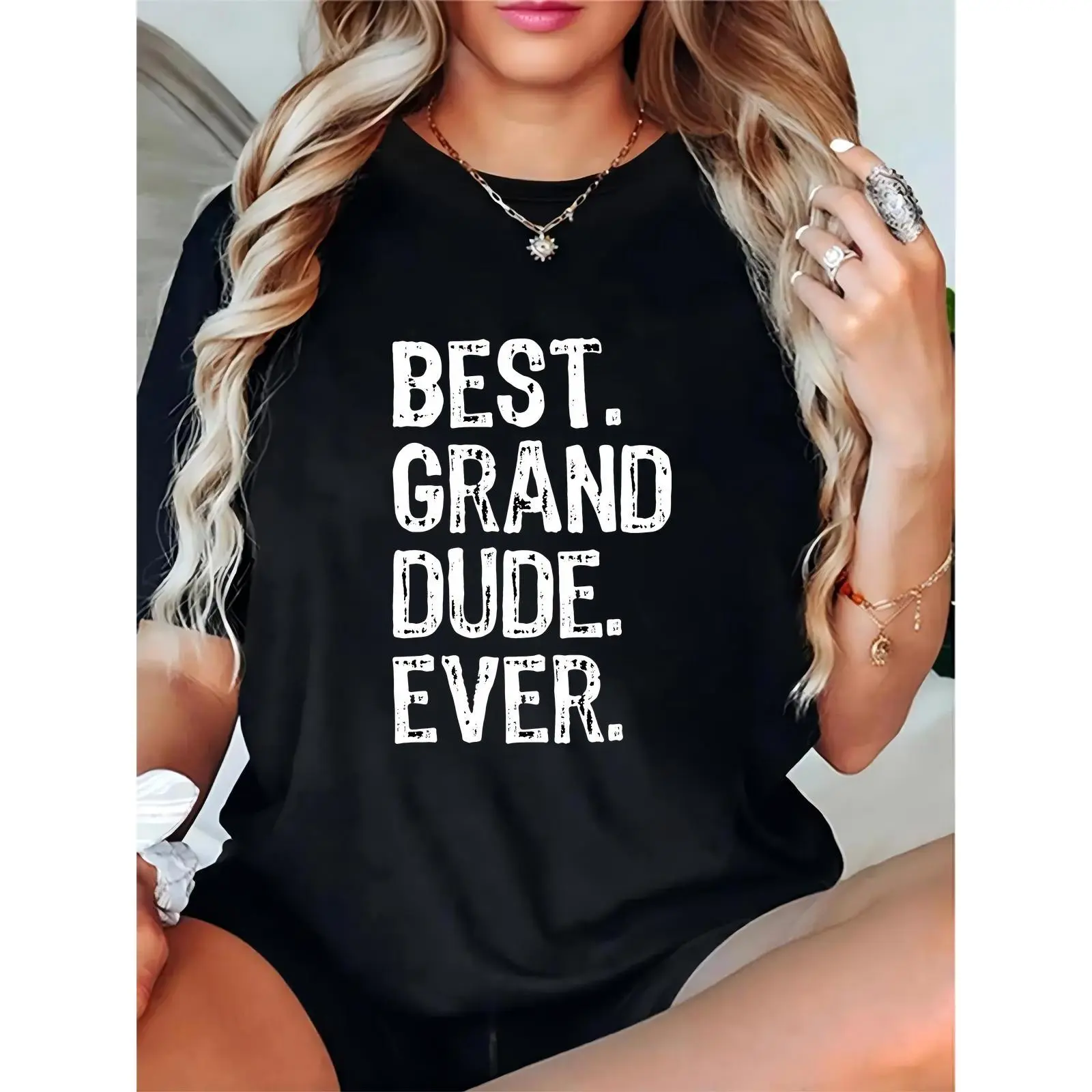 Men's Black T-Shirt with Distressed "Best Grand Dude Ever" Text – Perfect for Grandfathers, Father’s Day, Family Reunions & Casual Daily Wear