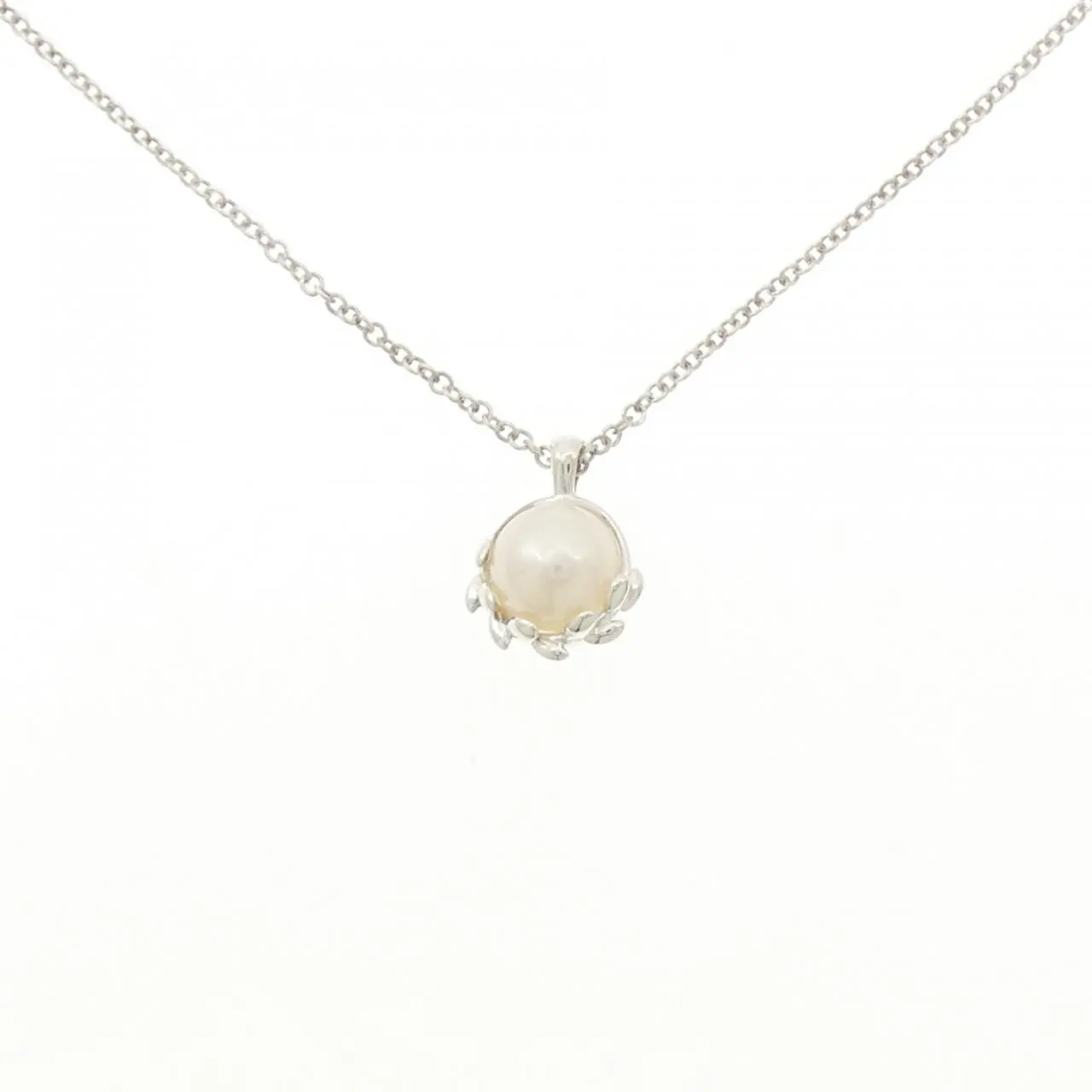 Pre-owned Tiffany & Co. Sterling Silver 925 (Ag925) Small Leather Goods Olive Leaf 925 Silver Pearl Necklace