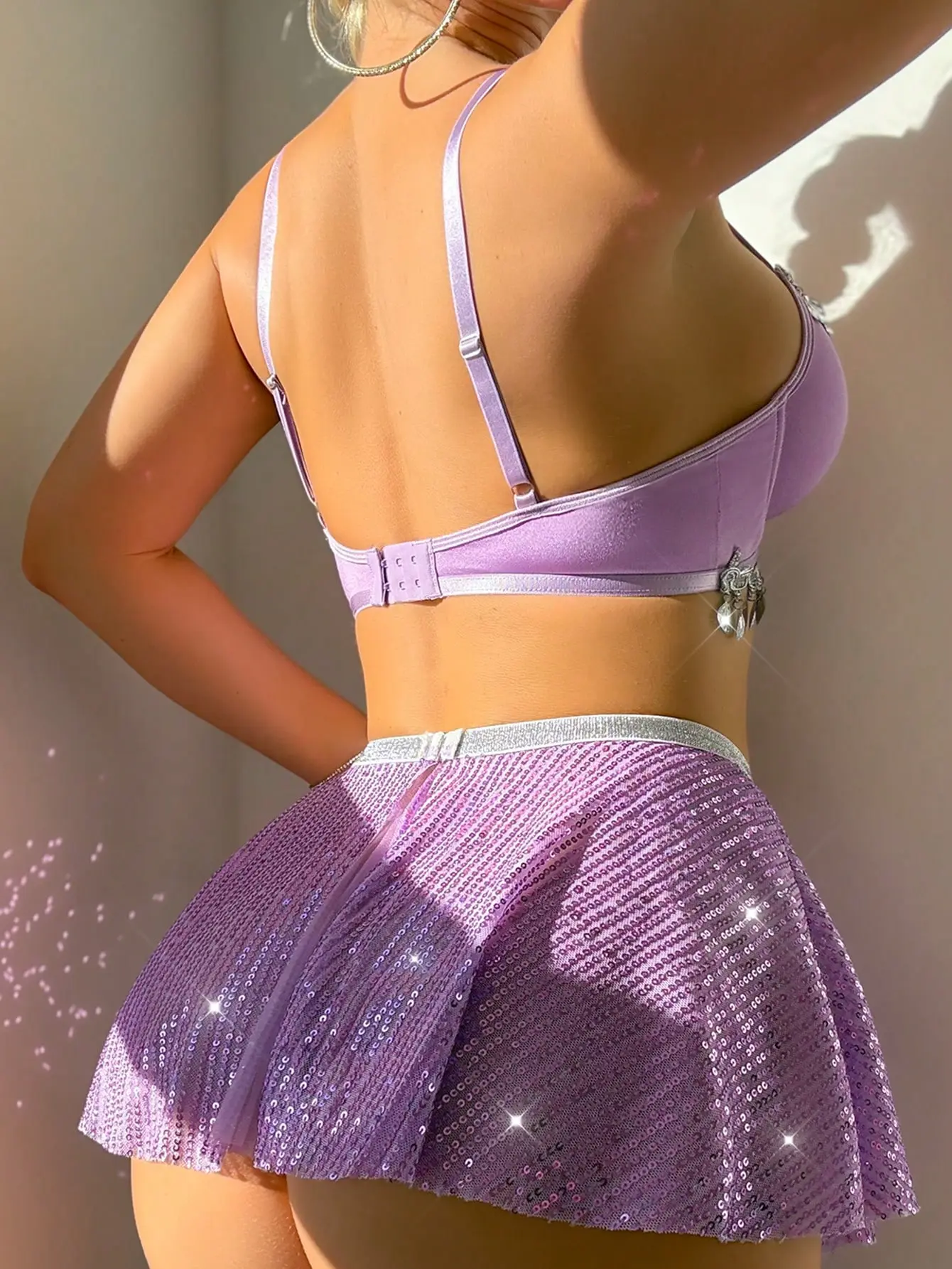 5pcs/Set Sexy Purple Iridescent Sequin Decor Ruffle Skirt Set With Fishnet Stockings,Solid,Printed,Casual,Sporty,Minimalist,Colorblock,coord,matching,plus,y2k,sweatsuit,Floral,Vintage,Gothic,Women's,Comfortable,Leopard,daily,loungewear