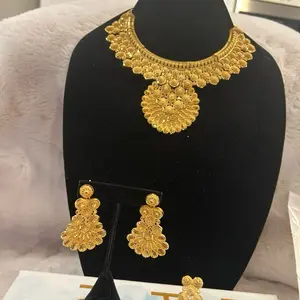Beautiful Indian Classic 24-Karat Gold Plated Necklace Set with Earrings and Ring