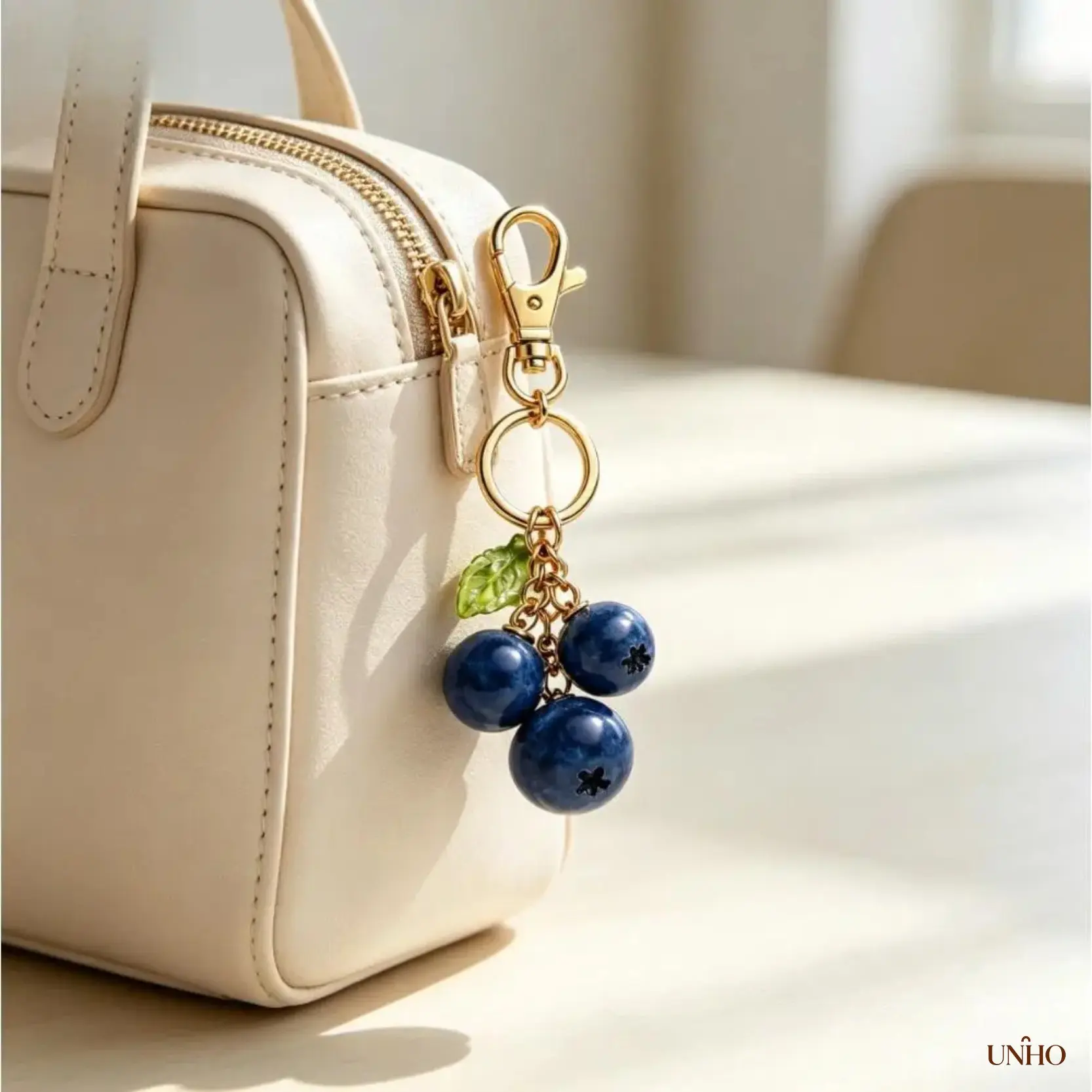3D Simulated Resin Blueberry Key Ring Bag Charm With Gold Lobster Clasp, Mini Fruit Leaf Pendant, Cute Summer Decor Accessory For Handbags Backpacks Daily Car Keys & Fruit Themed Gift