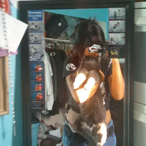 Product Review of Dvc Camera, Full HD 1080P Video Camcorder, 3-Inch Tft LCD Screen, 270° Rotating IPS Display, Includes Remote & 32GB Memory Card from J**🪷