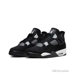 Retro white Thunder Edition black and white color scheme casual sports versatile durable and comfortable basketball shoes