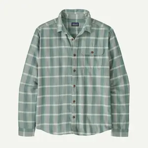 Patagonia men's Long-Sleeved Lightweight Fjord Flannel Shirt Top, Button Down