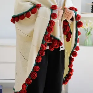 Round Rose Bundle Blanket Office Nap Yarn Ball Flower Carpet Hand Woven Blanket Foldable Into A Rose Bouquet Shape