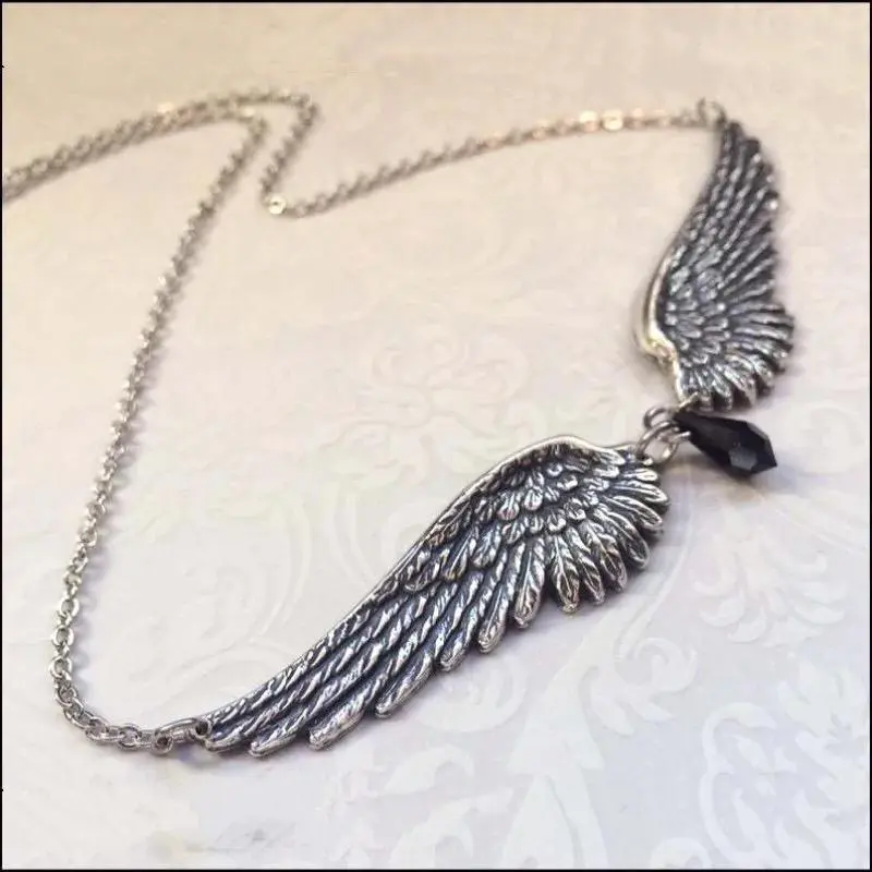 Angel Wings Feather Black Beads Pendant Choker Vintage Necklace Gift for Women Girl Female New Fashion Jewelry