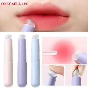 Soft Silicone Lip Brush with Cover, Rare Beauty Permanent Makeup Tool, Concealer Brush, Cosmetic Lip Applicator, Makeup Essentials, Silicone Brushes