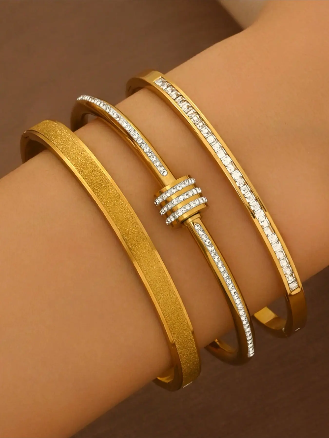 3pcs New Fashionable, Versatile And Elegant Stainless Steel Roman Numeral Cross Point Rhinestone Heart Nail Bracelet Is Suitable For Daily Wear By Ladies, Mothers, Sisters And Families. It Can Be Layered And Matched. Zirconia Bracelet