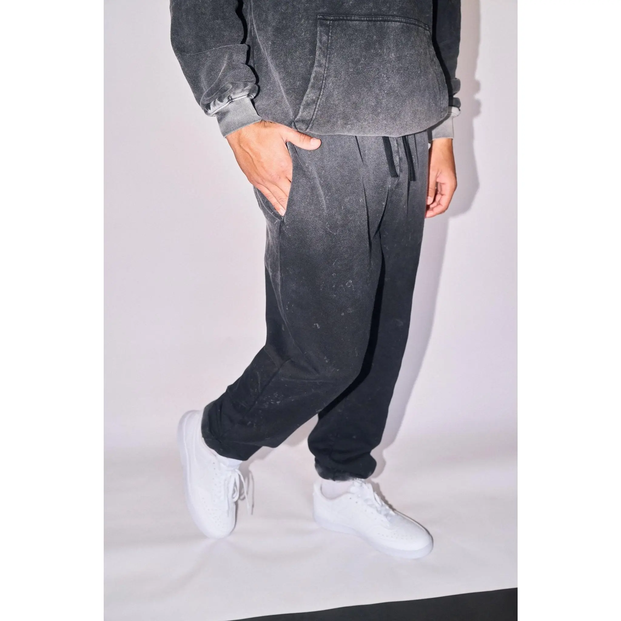 Vitality Homebody Men's Jogger - Midnight Washed