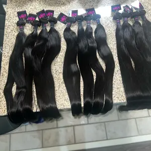 Straight bundles