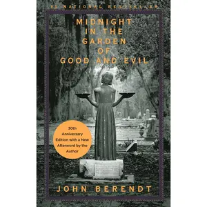 USED-Midnight in the Garden of Good and Evil: A Savannah Story by Berendt, John (Paperback)