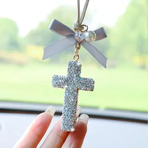 1 Piece Bling Cross Car Rearview Mirror Pendant, Shiny Rhinestone Christian Hanging Ornament, Cute Girly Car Accessories for Interior Decoration