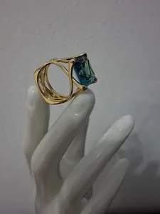Gold Double Square Ring with Blue Crystal – Modern Elegant Design