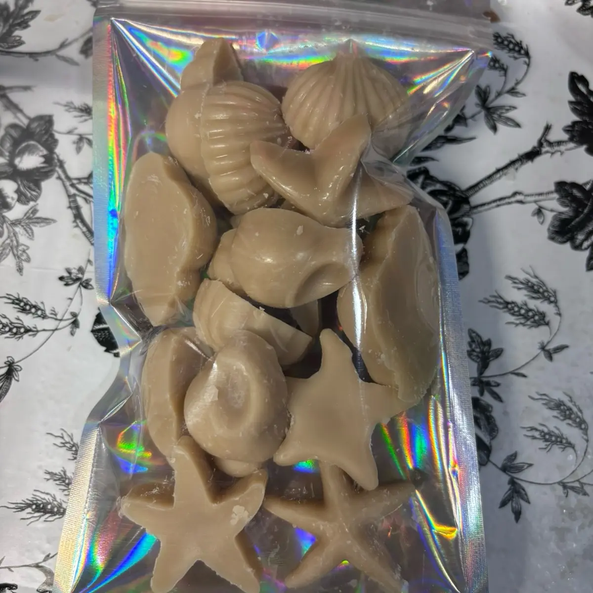 Wax melt summer time sun and sand scented | shell shaped wax melts