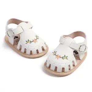 Cute embroidery beginner children's walking sandals for infants and toddlers, closed toe soft soled preschool walking shoes, perfect for daily and summer outings (0-18M)