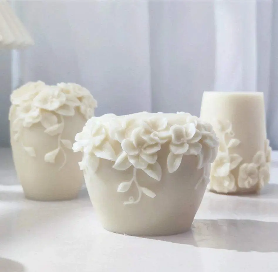 Blossom Crowned Candle  / Natural soy wax - Home / Bathroom  / Living room / Table / Decor