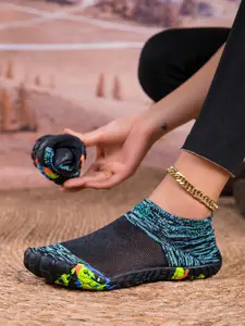 Women's Solid Color Stretch Water Shoes, Casual Breathable Comfortable Sports Shoes for Swimming & Water Activities, Soft Yoga Shoes for All Seasons, Watershoes