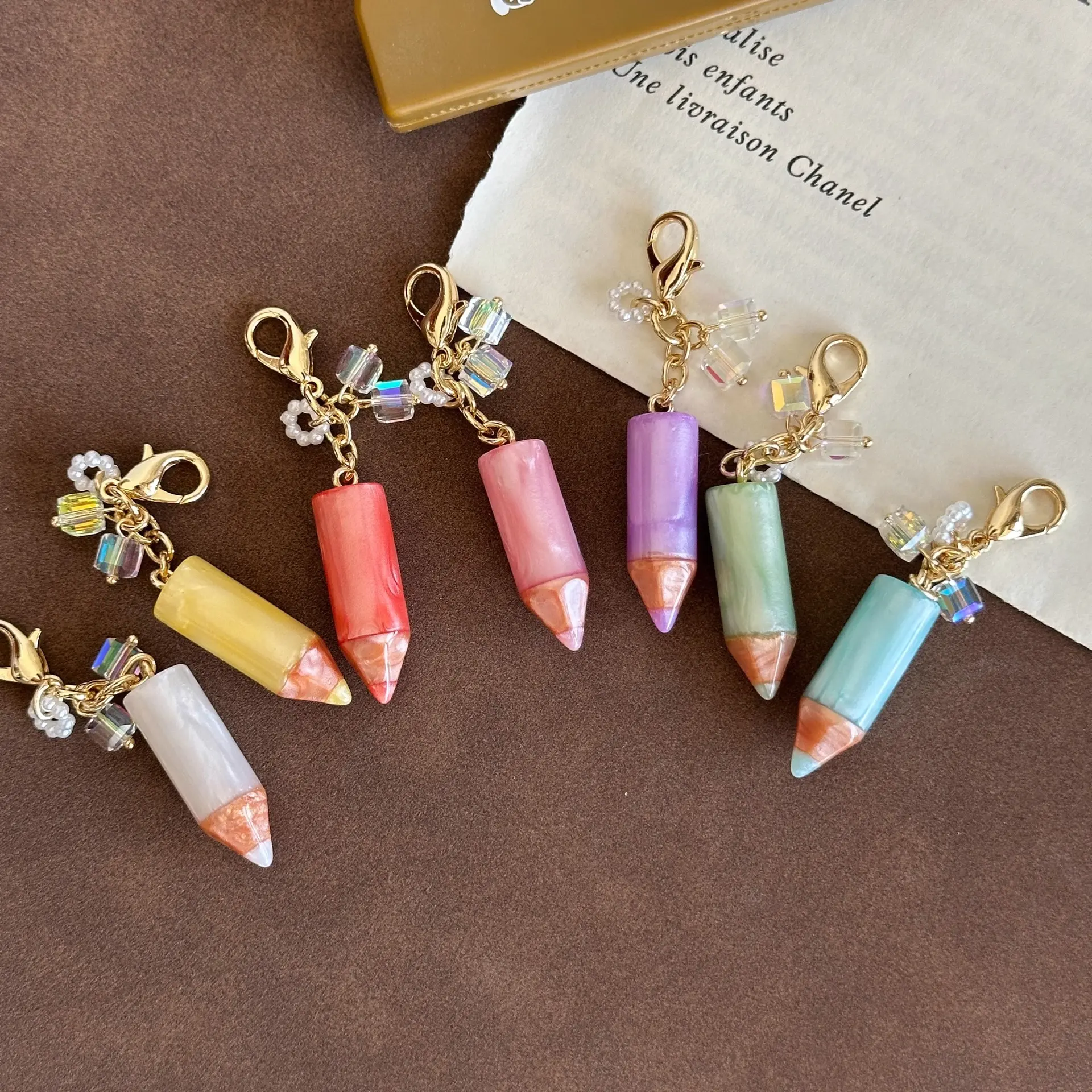 Colorful Quicksand Pencil Pendant Keychain - Dopamine-Style Multifunctional Costume Jewelry, Funky Unique Accessories, Girly Purse Stuffers for Student Stationery Bags, Pen Cases, Multi-Color Stud Keychains