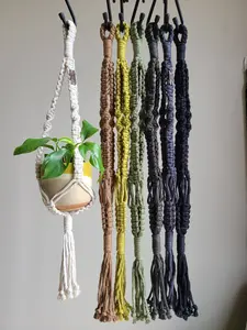 Small Macramé Plant Hanger - The Twist
