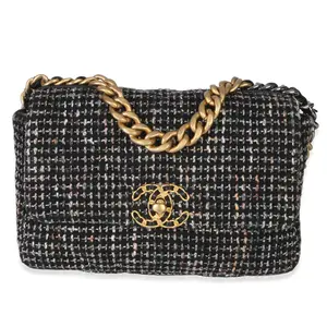 Pre-owned CHANEL tweed Shoulder Bags NY154672 Black Multicolor Quilted Small 19 Flap Bag
