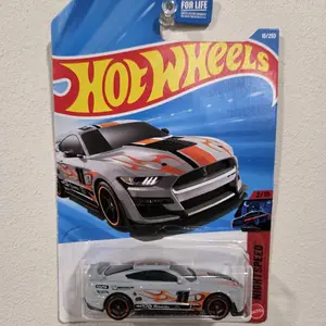 Hot Wheels 2020 Ford Mustang Shelby GT500