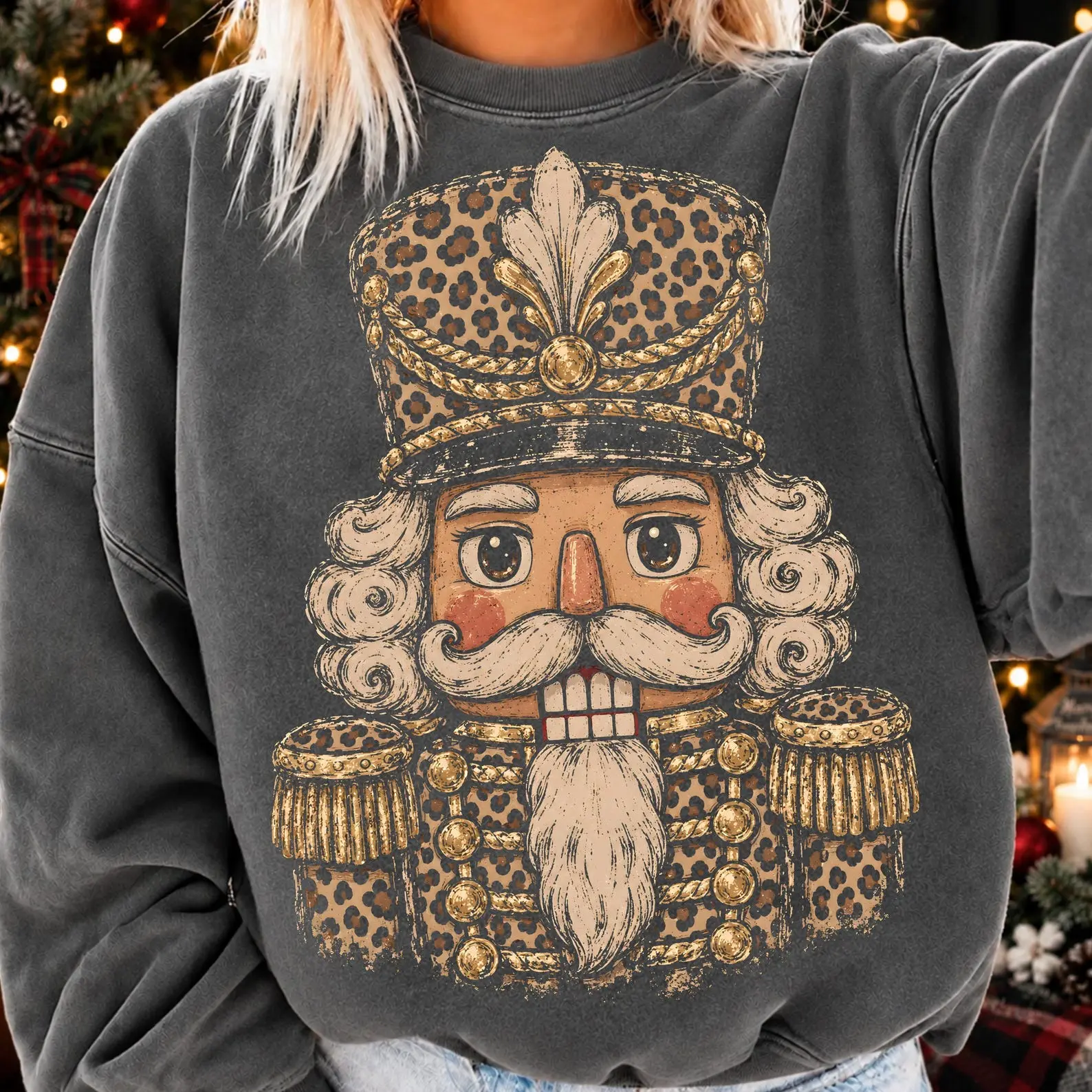 Leopard Nutcracker Sweatshirt, Christmas Nutcracker Sweatshirt, Halftone Xmas, Preppy Holiday, Vintage Nutcracker Shirt