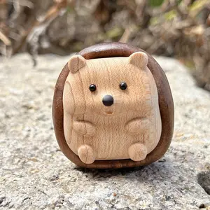 Small Hedgehog Healing Dopamine Ornament, Wooden Puzzle Creative Handheld Toy, Unique Decorative Item, Perfect Gift Idea