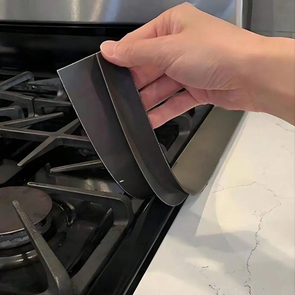 Heat-resistant Silicone Stove Crack Strip, Oil & Dirt Proof Stove Gaps Strip, Dishwasher Safe Seals Stovetop Gaps for a Cleaner Kitchen