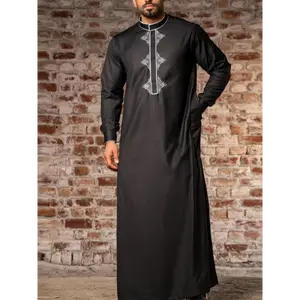 Long Sleeve Men's Stand Collar Geometric Pattern Robe for Cultural Activities in Arabic