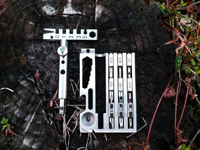 DISTINCT 30+Tools-In-1 (Multi-Tool)