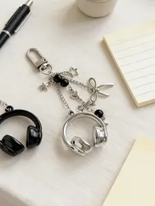 Creative Mini Microphone Guitar Music Note Keychain, Musical Earphone Bag Hanging Keyring, Unique Phone Chain Accessory, Trendy Cute Keychain, Keychain Pendant