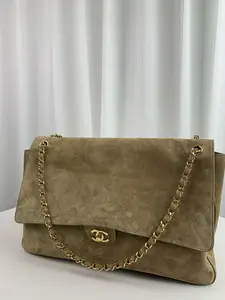 Pre-owned CHANEL Suede Leather Shoulder Bags Classic Flap Beige Suede Quilted Gold Hardware Shoulder Bag